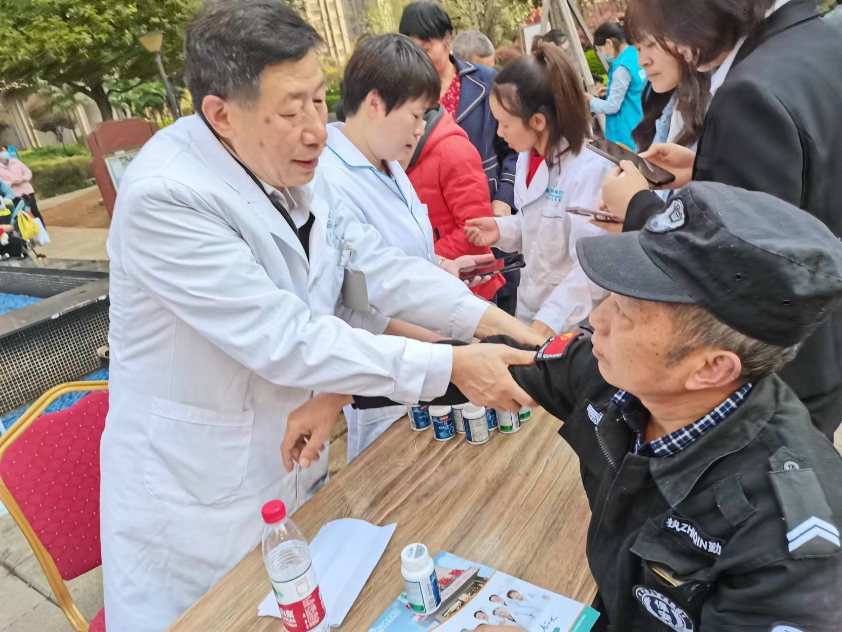 拉萨最新24小时高价回收医保长沙方法分析(最方便真实的拉萨长沙医废处理方法)